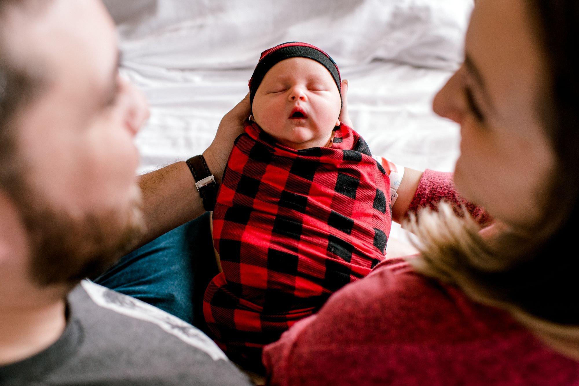 carousel-hero-element image-0