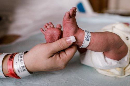 mobile - carousel-hero-element image-2